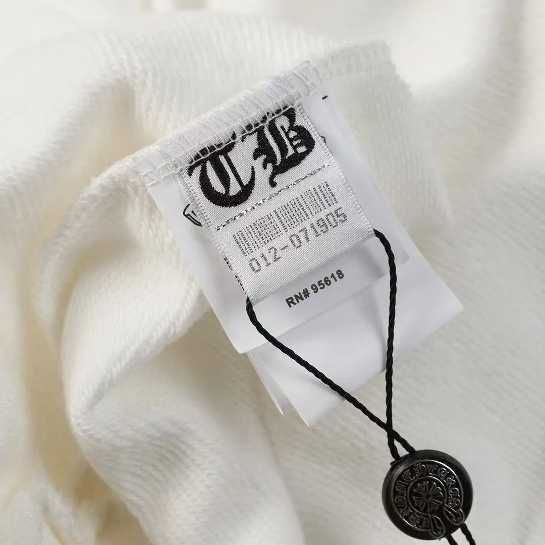 P240 Cross-border model, please do not place an order if you are pursuing quality - Chrome Hearts/Chrome Hearts 23ss cross ✝️ Sanskrit printed zipper sweatshirt cardigan jacket - High weight, high density and high quality. The wool is soft, delicate and skin-friendly. Soft and silky to the touch. Warmth and skin-friendly. - Custom-woven and dyed with no color difference. No matter the fabric or workmanship details, it beats the ordinary version on the market. - Hardware zipper accessories are all customized and full of details - Color: black White -Size: S M L XL